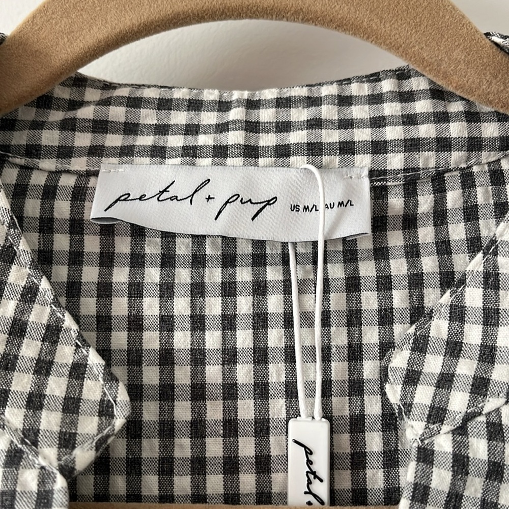 Petal & Pup Classic Gingham Button-Down Dress Size M/L - Picture 9 of 9